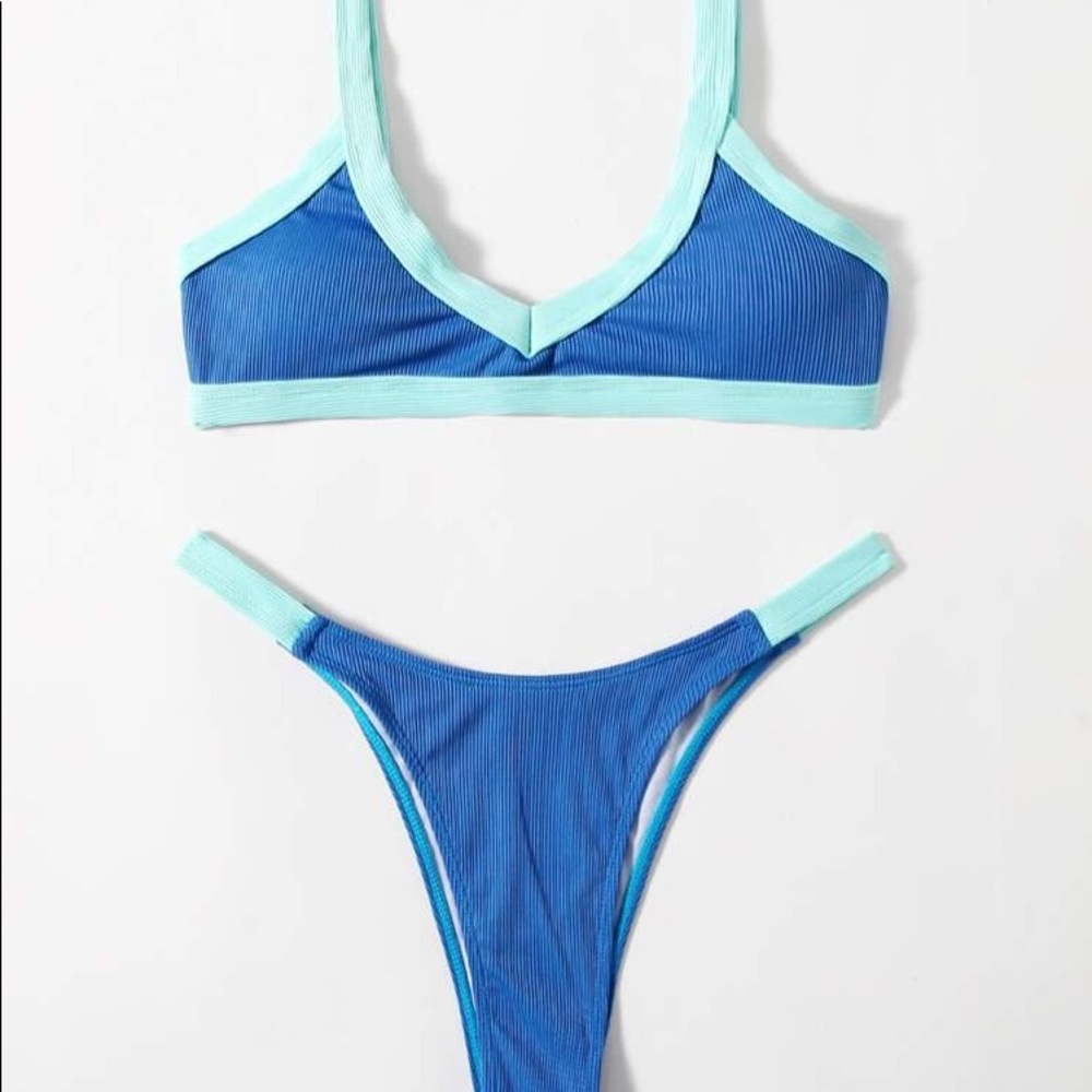 NWT Cheeky Bikini Set